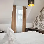 Maxplaza Szálloda 4*