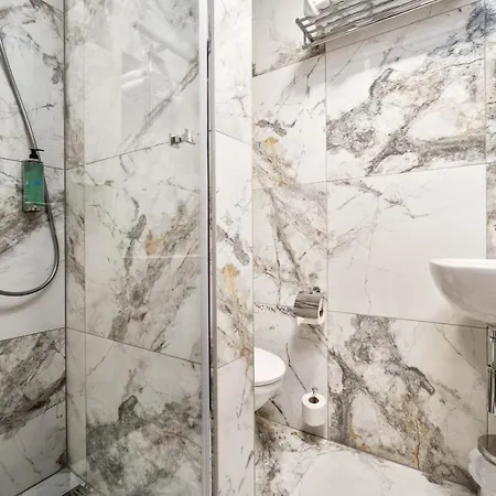 Maxplaza Ξενοδοχείο Τρνάβα