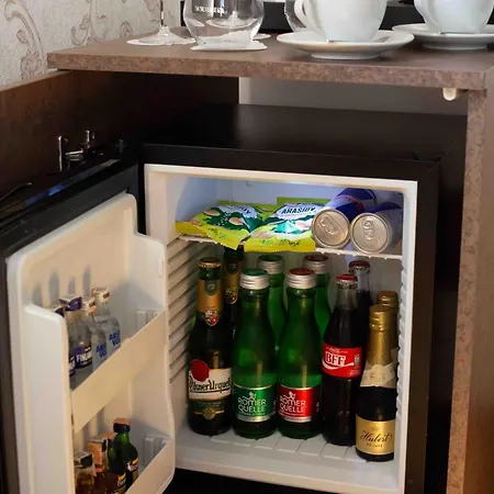 Maxplaza Hotel 4*