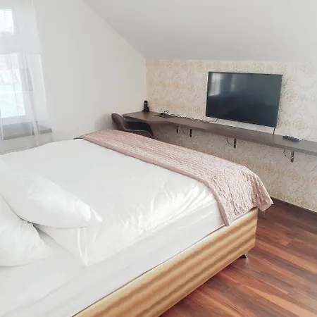 Maxplaza Τρνάβα