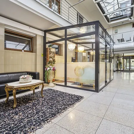Hotel Maxplaza Trnava