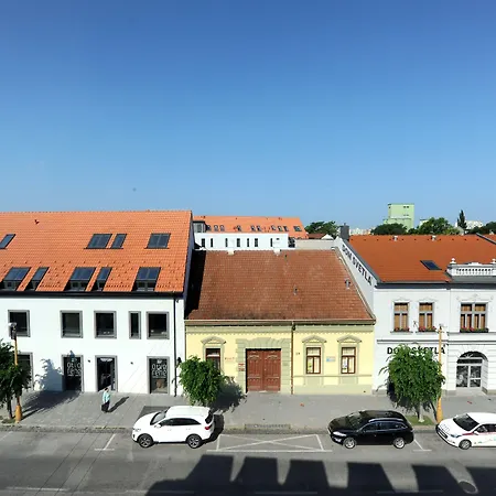 Maxplaza Ξενοδοχείο 4*