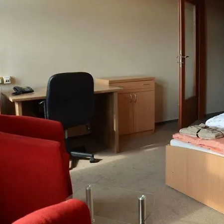 Maxplaza Hotel
