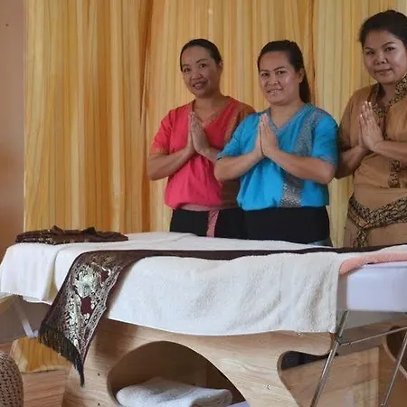 Ξενοδοχείο Maxplaza 4*